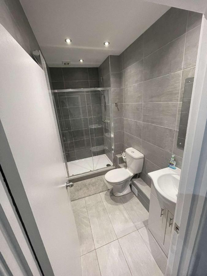 Central Serviced Apartments - Two Bedroom Apartment 卡迪夫 外观 照片