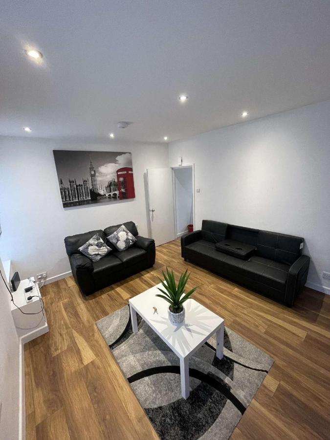 Central Serviced Apartments - Two Bedroom Apartment 卡迪夫 外观 照片